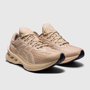 asics-create-the-cozy-pink-novablast